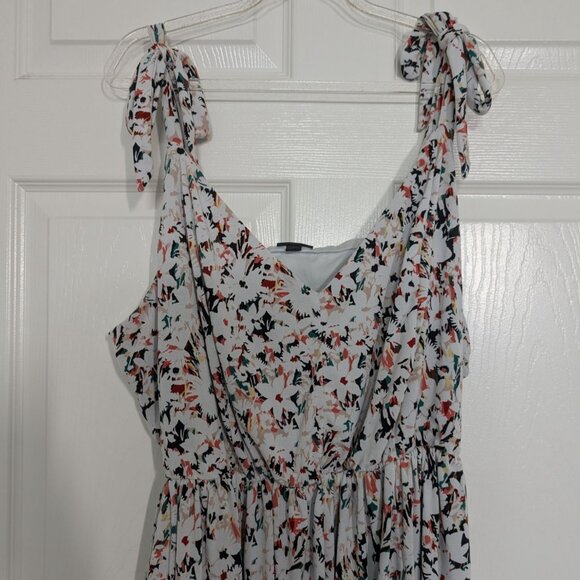 Torrid Floral Studio Skater Dress Womens Size 4X White Strappy Stretch Casual - Picture 2 of 10